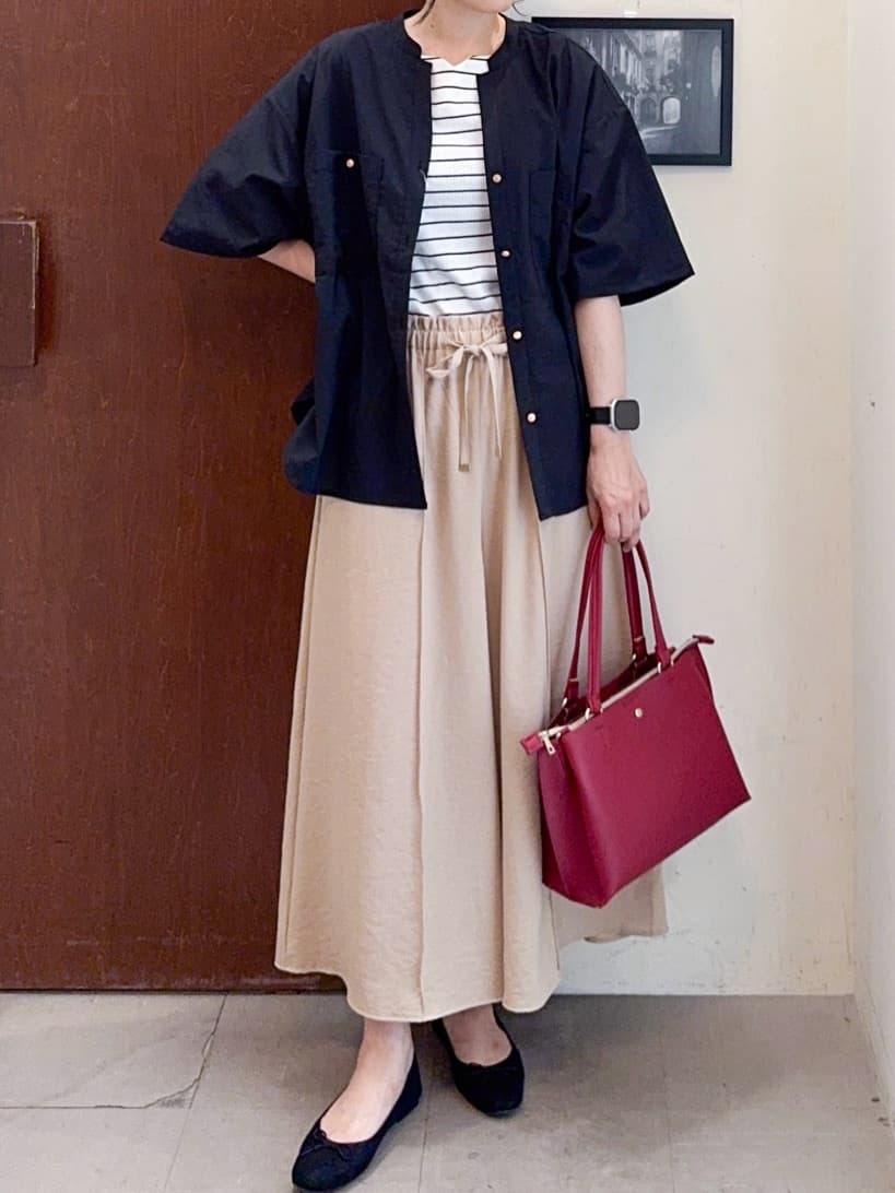 𝐇𝐢𝐫𝐨𝐦𝐢さんの「SHOO･LA･RUE｜【S-LL】女性らしさ漂うハートネック テレコ5分袖トップス」を使ったコーディネート