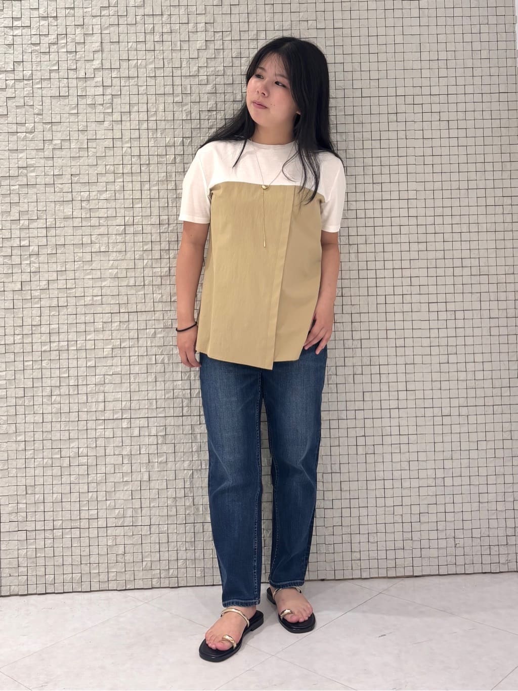 MEGUMIさんの「INDIVI｜【洗える】ビスチェレイヤード風トップス」を使ったコーディネート