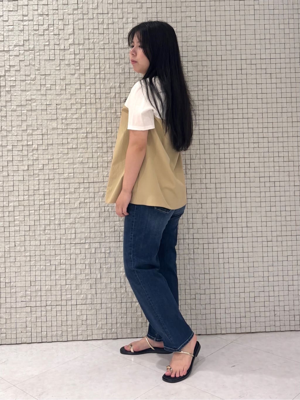 MEGUMIさんの「INDIVI｜【洗える】ビスチェレイヤード風トップス」を使ったコーディネート