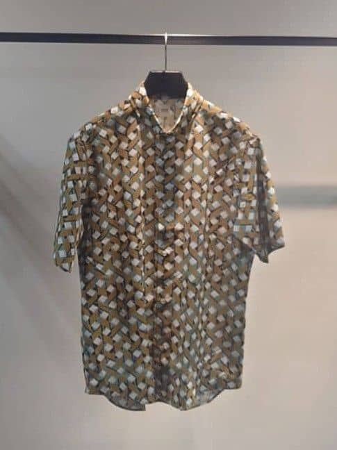 あまえびさんの「TAKEO KIKUCHI｜【COOL CITY WEAR】籠目アート柄 サッカーシャツ /通気性」を使ったコーディネート