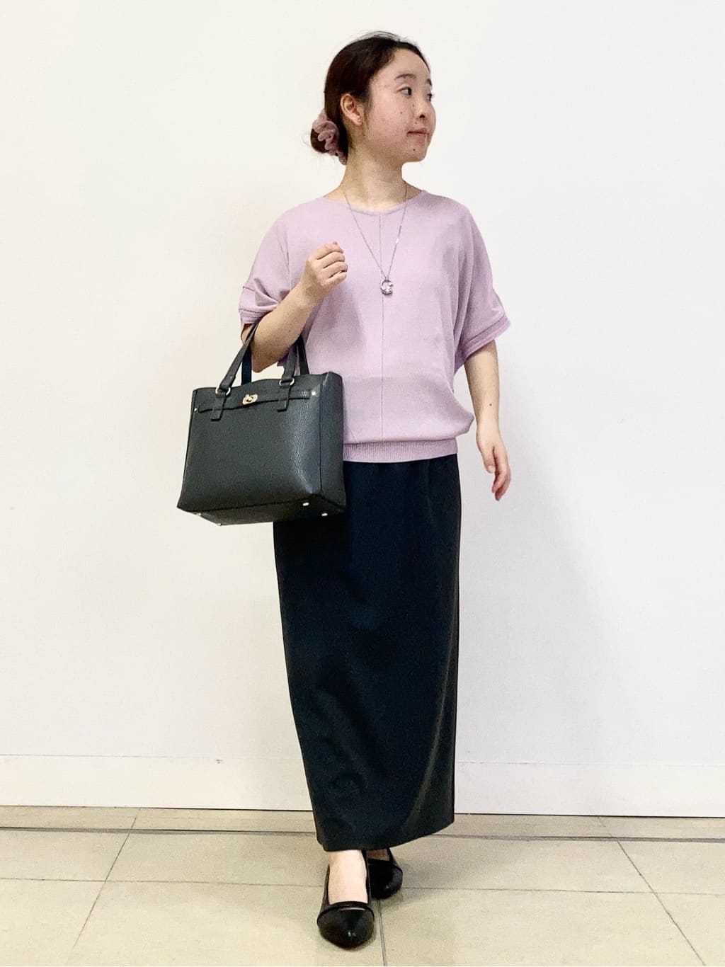 tomominさんの「Reflect｜【マシンウォッシュ可】ナロースカート」を使ったコーディネート