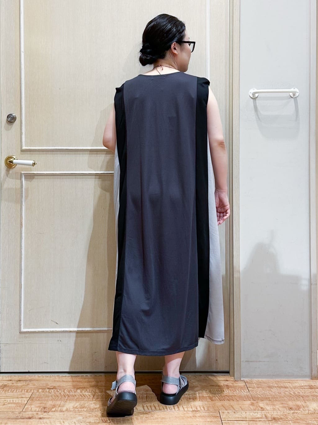 umeさんの「SHOO･LA･RUE｜【UV/さらさらタッチ】女性らしさ漂う 5分袖ボレロカーディガン」を使ったコーディネート