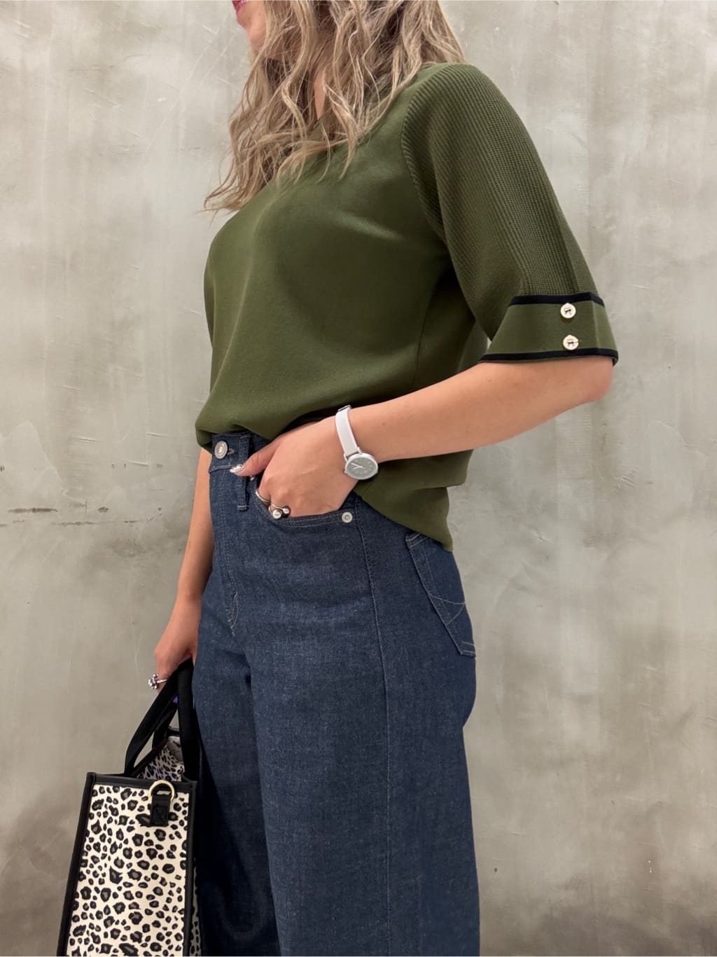 minaさんの「grove｜【SOMETHING&times;grove別注】LISAWIDE DENIM PANTS」を使ったコーディネート