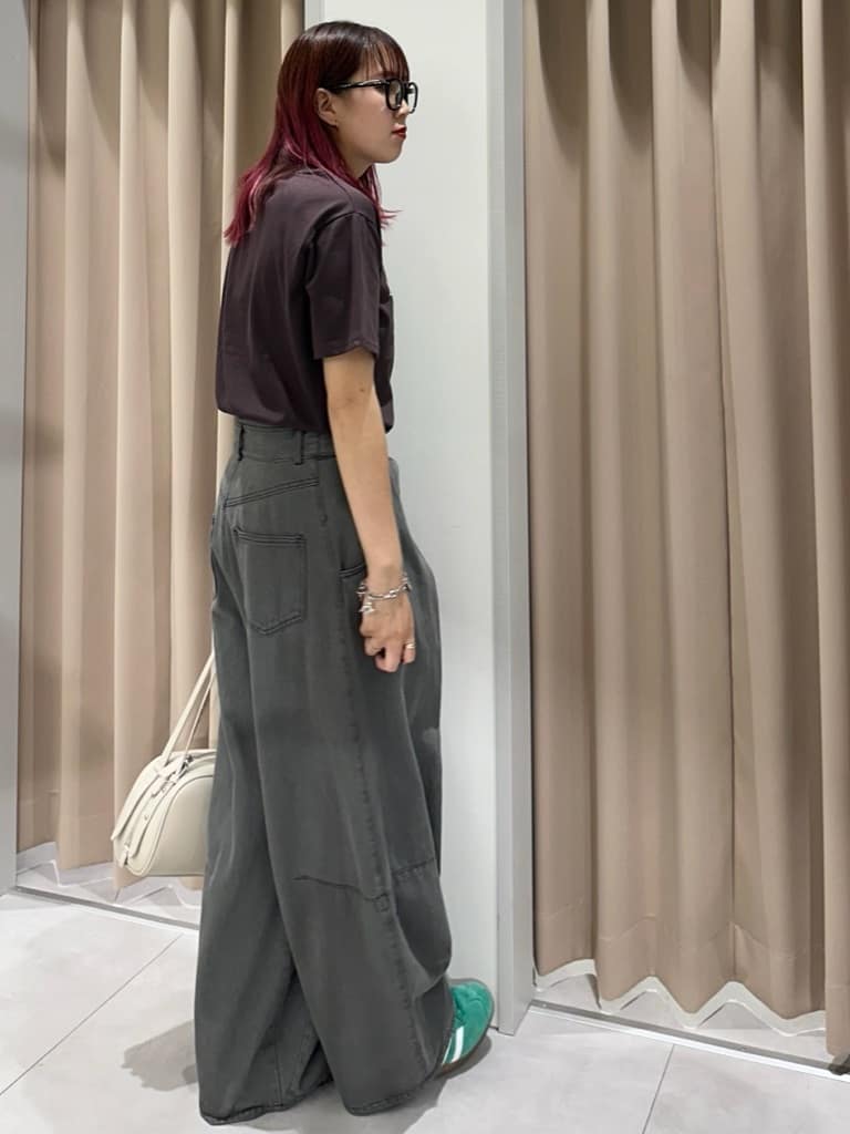 cottonさんの「THE SHOP TK｜フォトアソートTシャツ【接触冷感/UV/毛玉になりにくい/洗濯機OK】」を使ったコーディネート