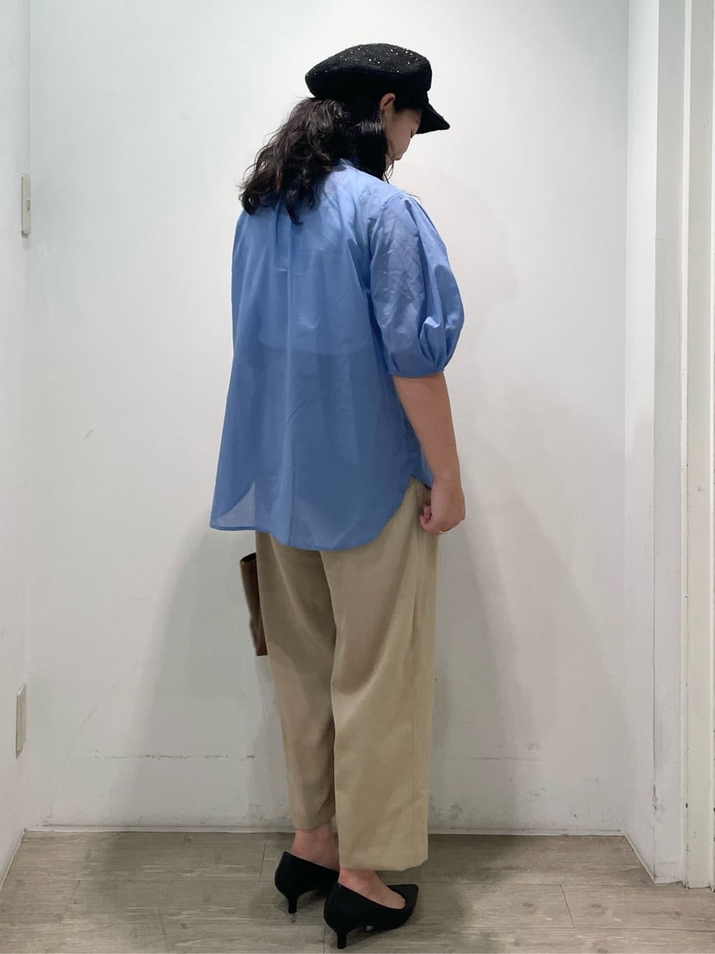 sumicaさんの「OPAQUE.CLIP｜シアーフリルネックブラウス【洗濯機洗い可】」を使ったコーディネート