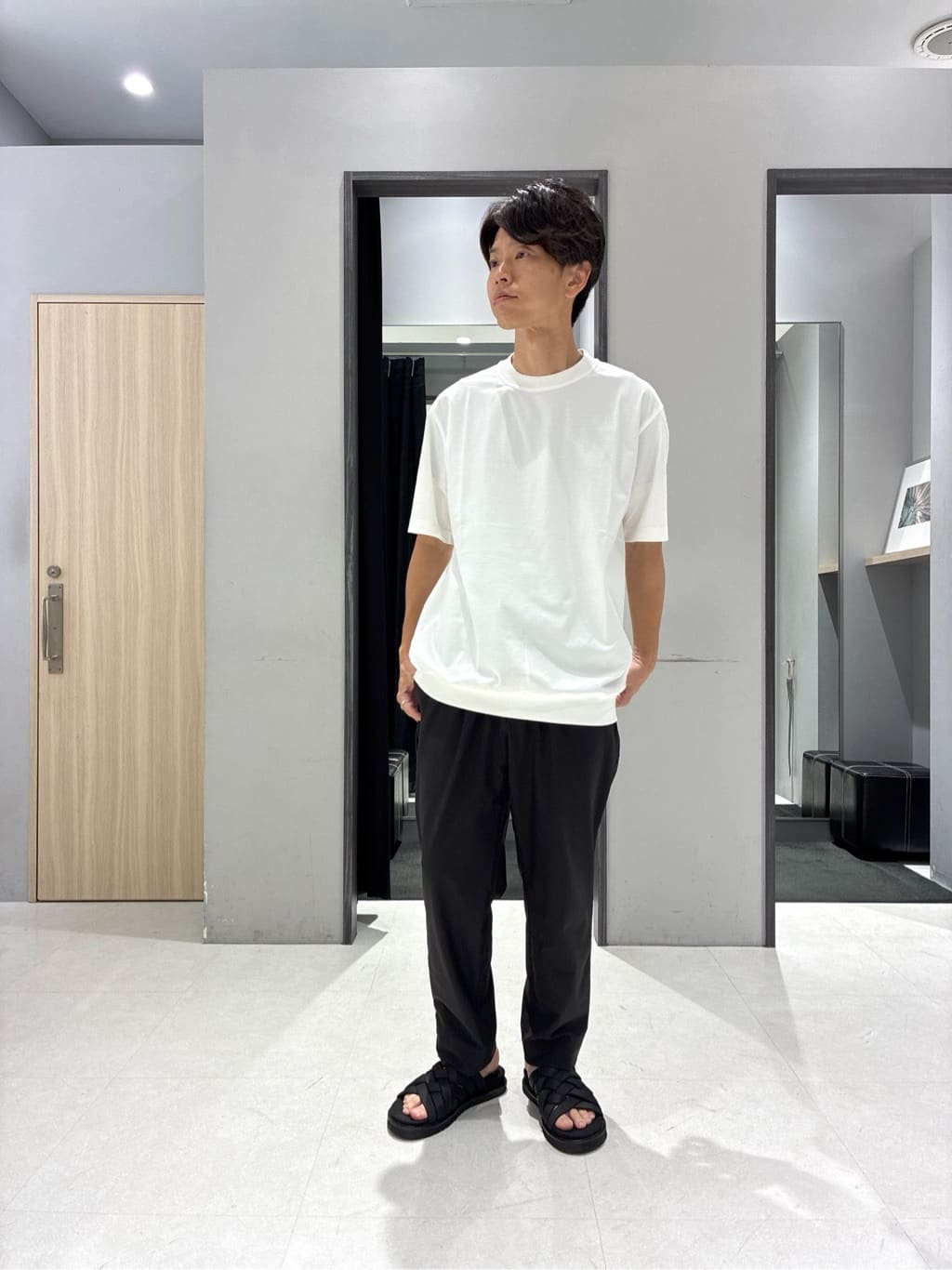 わいずみさんの「TAKEO KIKUCHI｜【COOL CITY WEAR】エアートール オープンカラーシャツ /接触冷感・通気性」を使ったコーディネート