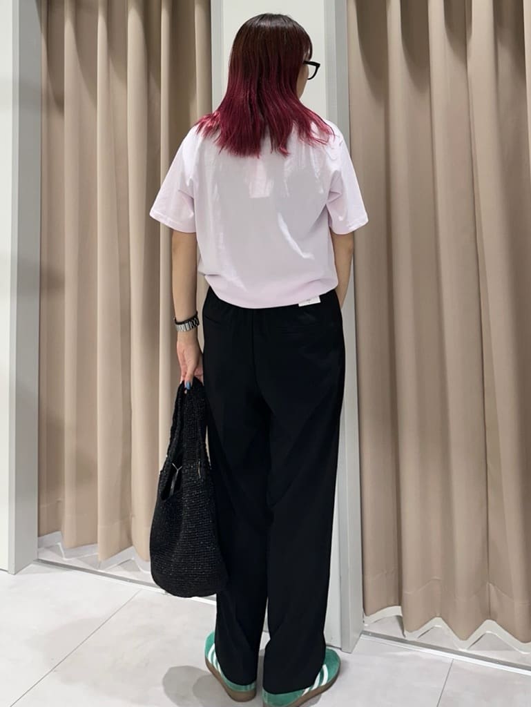cottonさんの「THE SHOP TK｜フォトアソートTシャツ【接触冷感/UV/毛玉になりにくい/洗濯機OK】」を使ったコーディネート