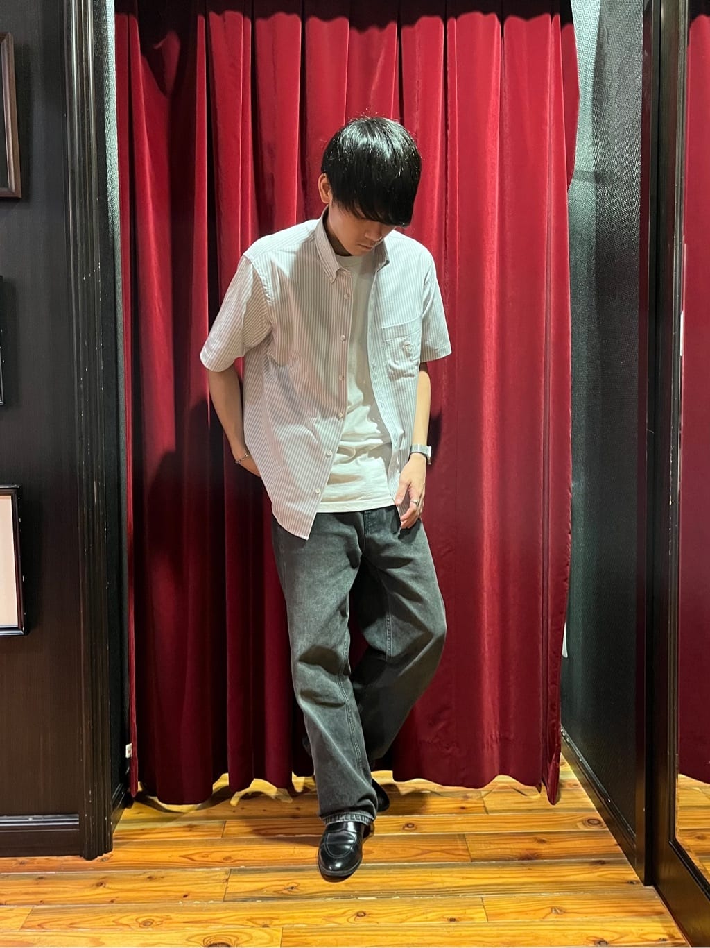 うっちーさんの「TAKEO KIKUCHI｜【COOL CITY WEAR】ストライプジャージ ボタンダウンシャツ /接触冷感」を使ったコーディネート