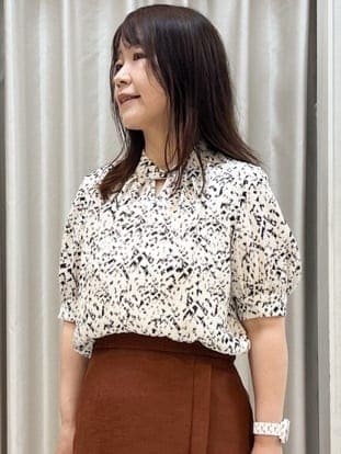 Kiyoさんの「COUP DE CHANCE｜◆【手洗い可／日本製】パフスリーブブラウス」を使ったコーディネート