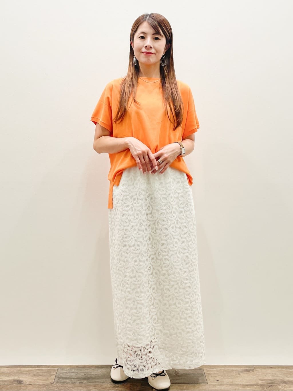 Asukaさんの「OPAQUE.CLIP｜《5色展開》シアーフレアスリーブニット【洗濯機洗い可】」を使ったコーディネート