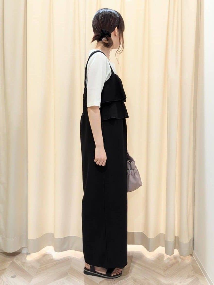 hinaさんの「SHOO･LA･RUE｜【S-LL】女性らしさ漂うハートネック テレコ5分袖トップス」を使ったコーディネート