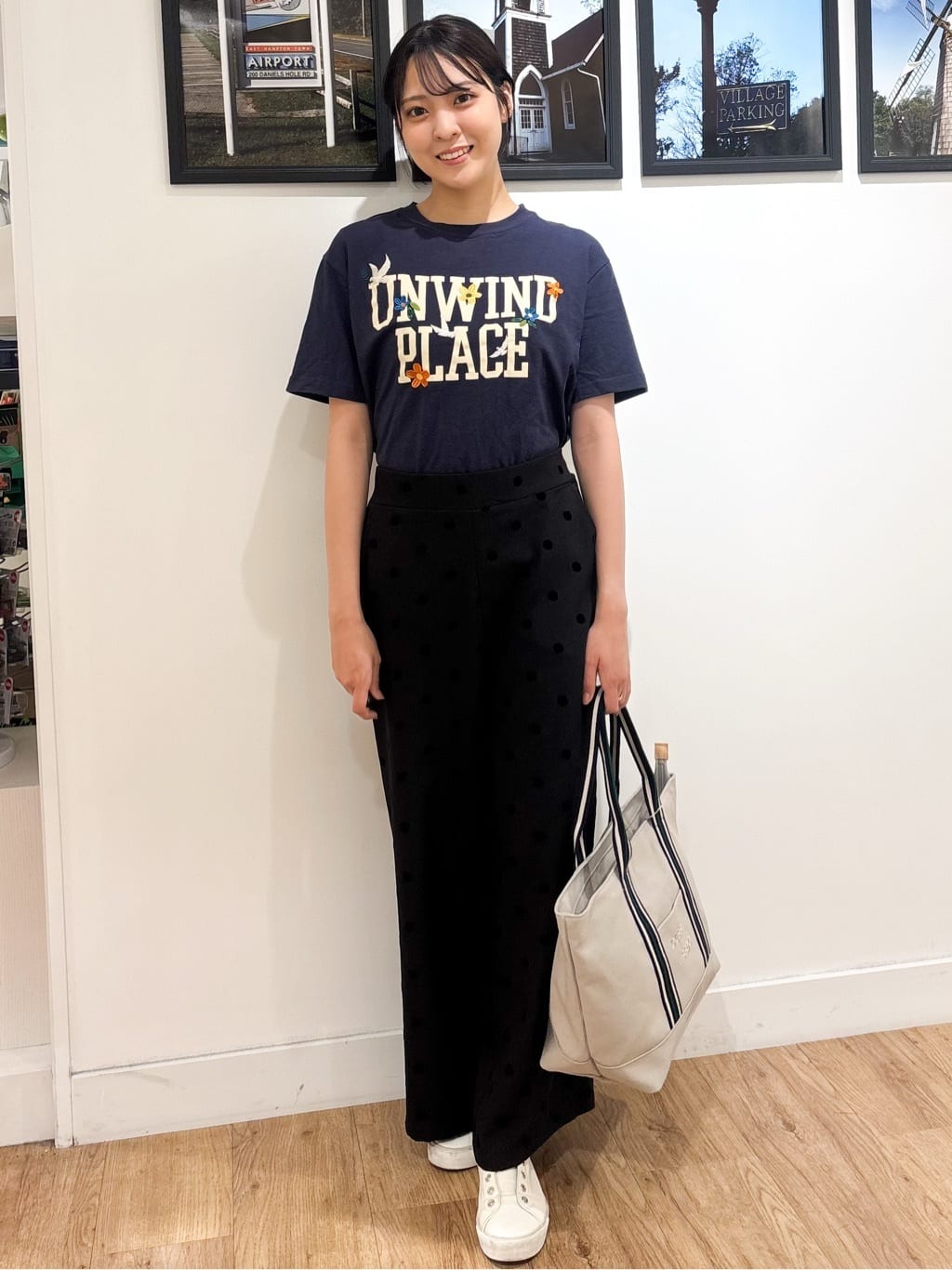 Ririkaさんの「Dessin｜ロゴ刺繍Tシャツ」を使ったコーディネート