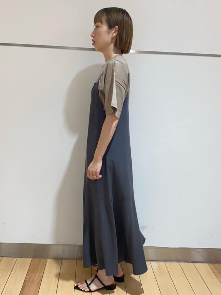 あやさんの「UNTITLED｜【コットン100/ゆったり/ショート丈/洗える】ベロアロゴTシャツ」を使ったコーディネート