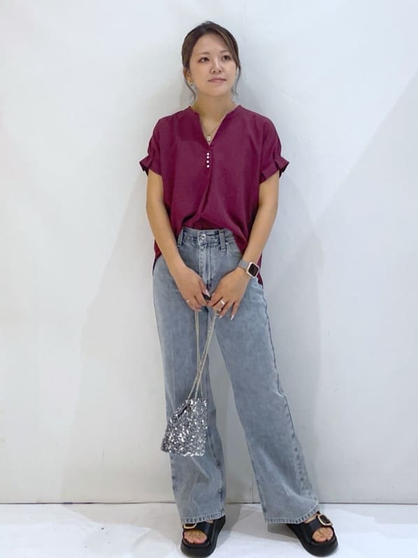 manaさんの「OPAQUE.CLIP｜《7色展開／XS-LLサイズ》タックスリーブスキッパーブラウス【洗濯機洗い可／吸水速乾／抗ピル／防シ」を使ったコーディネート