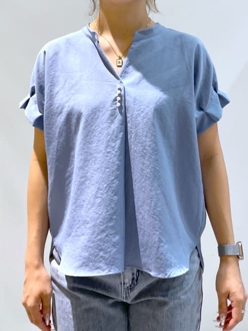manaさんの「OPAQUE.CLIP｜《7色展開／XS-LLサイズ》タックスリーブスキッパーブラウス【洗濯機洗い可／吸水速乾／抗ピル／防シ」を使ったコーディネート