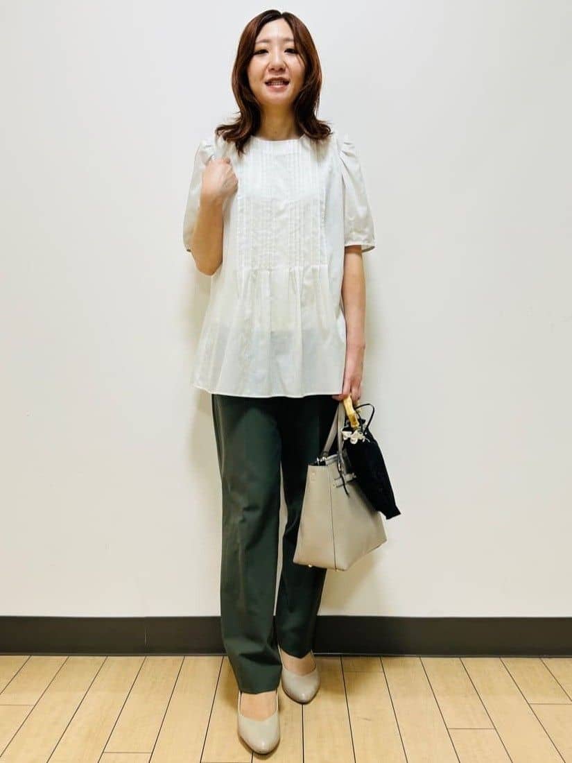miiiさんの「Reflect｜【すっきり見え！長め丈】ピンタックデザインチュニックブラウス」を使ったコーディネート