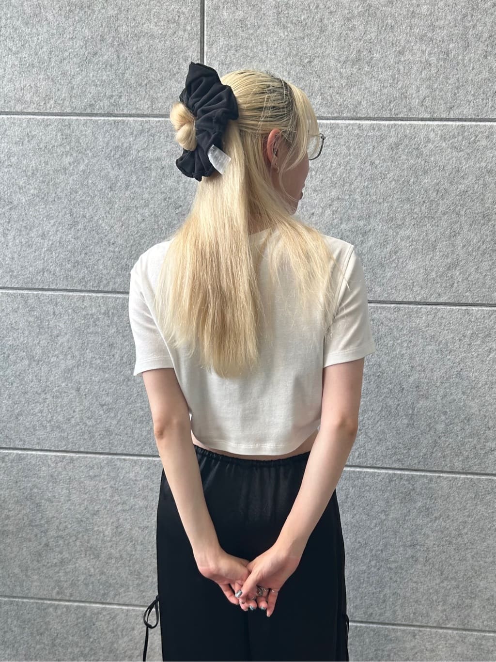 honoka Aさんの「CODE A｜drawstring crop tee」を使ったコーディネート