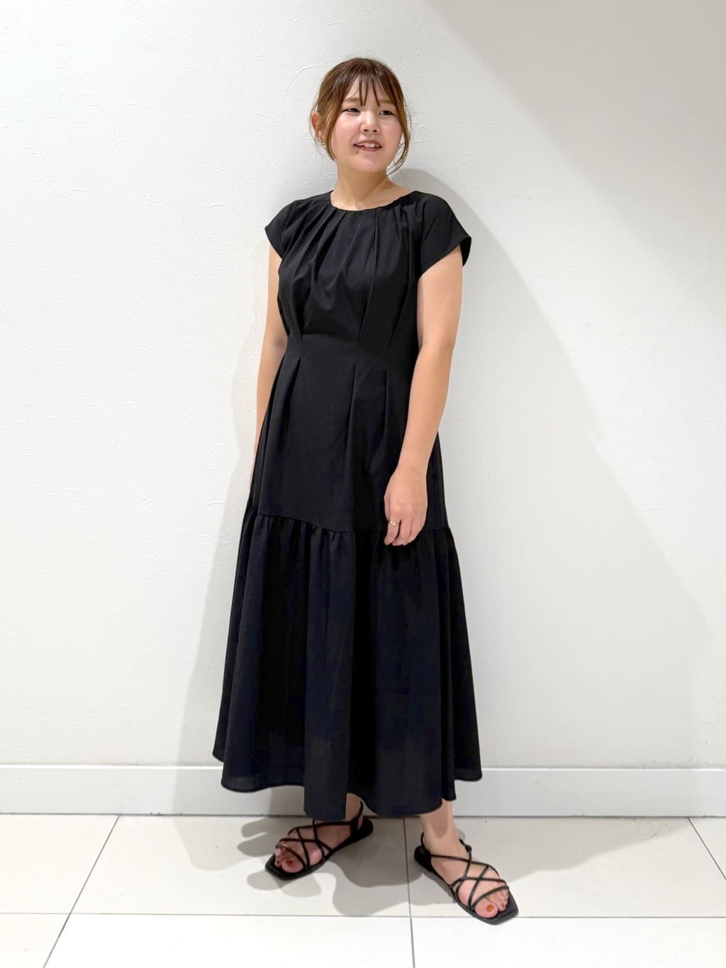 YUUKIさんの「INDIVI｜【1枚でコーデ完成！】タックワンピース」を使ったコーディネート