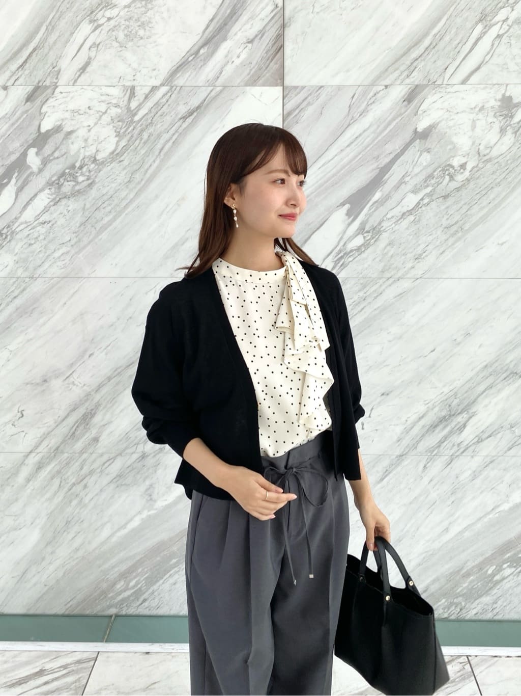 みさかさんの「index｜《5色展開》コンパクトショートカーディガン【洗濯機洗い可】」を使ったコーディネート