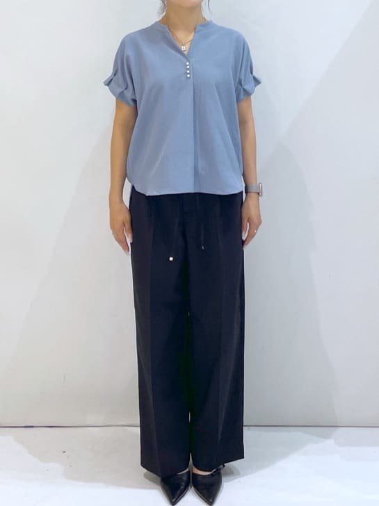 manaさんの「OPAQUE.CLIP｜《7色展開／XS-LLサイズ》タックスリーブスキッパーブラウス【洗濯機洗い可／吸水速乾／抗ピル／防シ」を使ったコーディネート