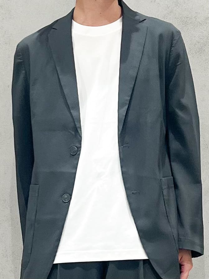 SHI-MAさんの「THE SHOP TK｜【Begin/ビギン10月号掲載】楊柳スマートジャケット　軽量/洗濯機OK/セットアップ可」を使ったコーディネート