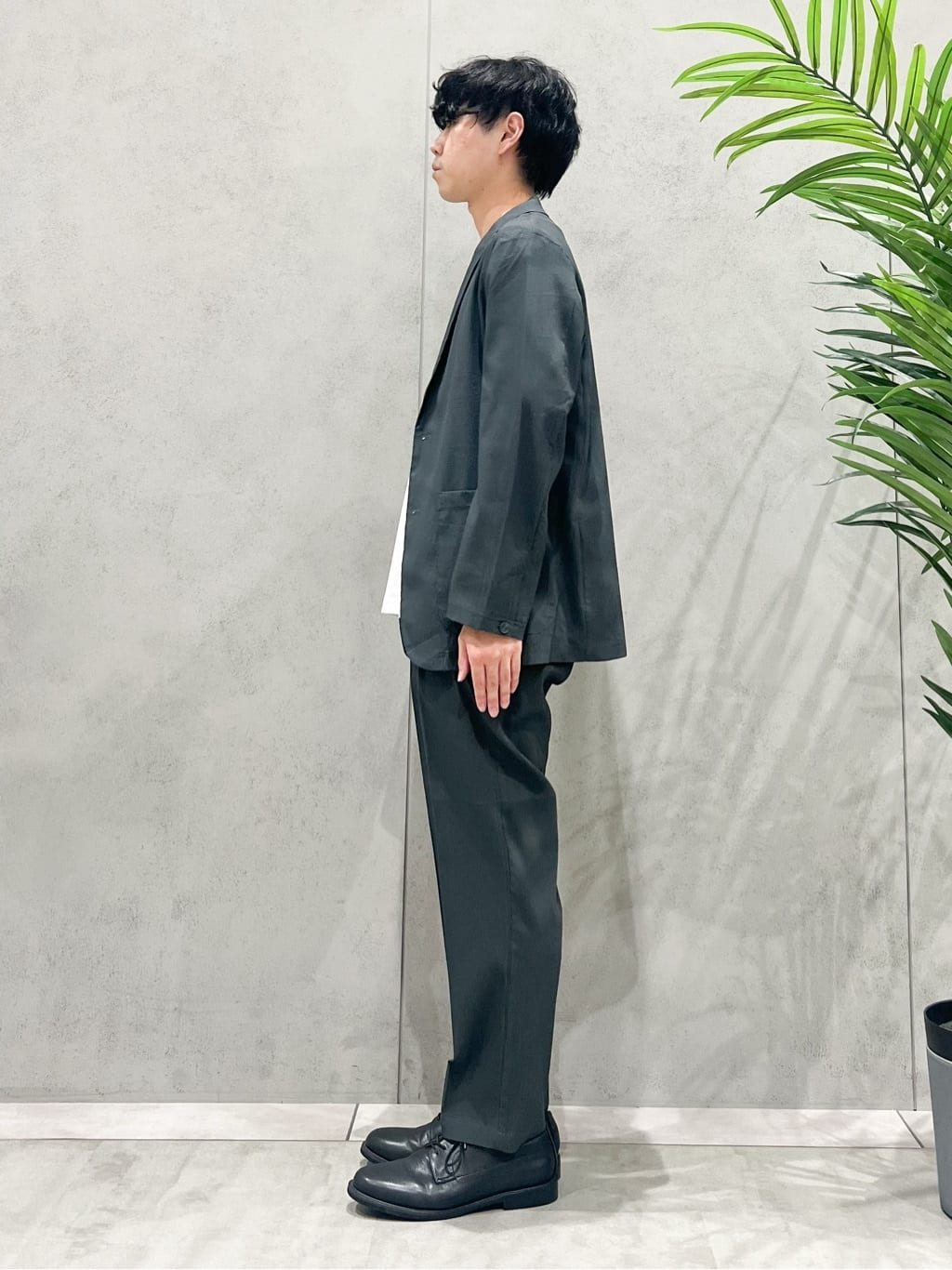 SHI-MAさんの「THE SHOP TK｜【Begin/ビギン10月号掲載】楊柳スマートジャケット　軽量/洗濯機OK/セットアップ可」を使ったコーディネート