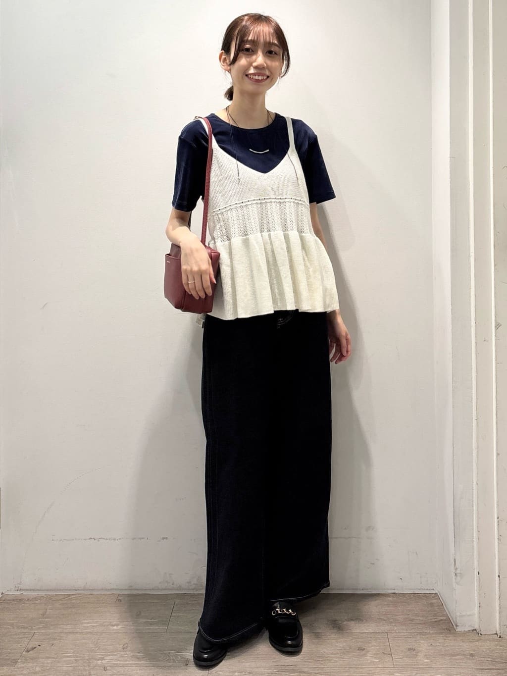 ぶまりんさんの「OPAQUE.CLIP｜フロッキーチュールTシャツ【洗濯機洗い可】」を使ったコーディネート