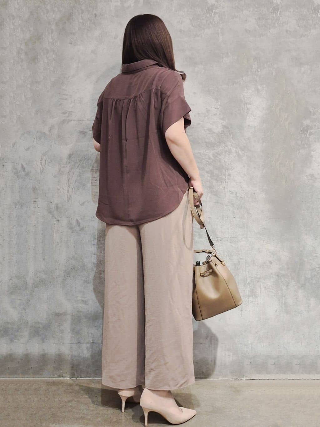 ひさえさんの「THE SHOP TK｜【インしなくても決まる】スキッパーシャツ/接触冷感/防シワ/速乾」を使ったコーディネート