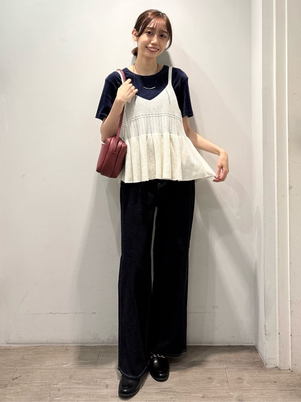 ぶまりんさんの「OPAQUE.CLIP｜フロッキーチュールTシャツ【洗濯機洗い可】」を使ったコーディネート