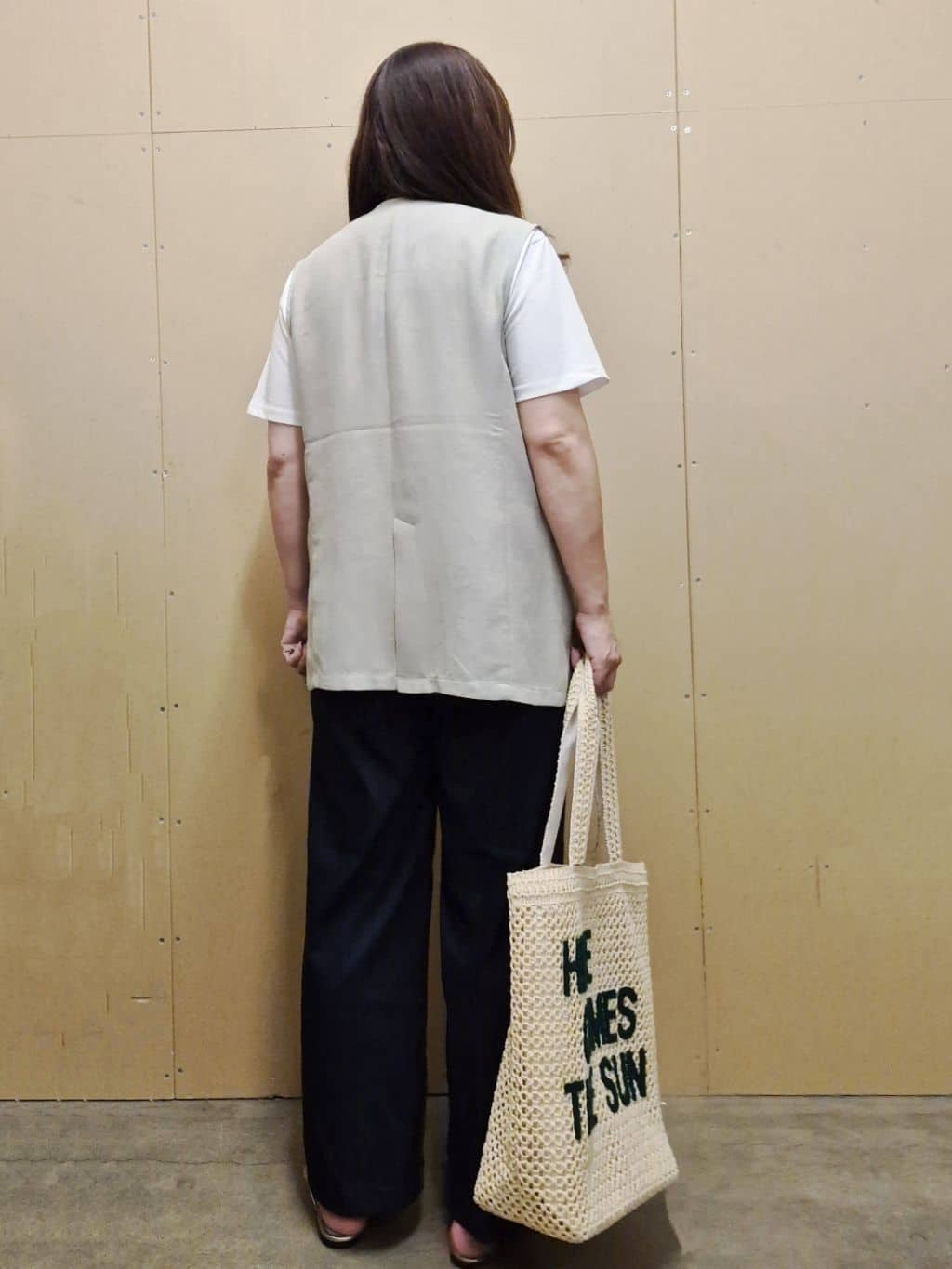 ひさえさんの「THE SHOP TK｜【スッキリ決まる】パナマメッシュジレ/洗える/セットアップ可」を使ったコーディネート