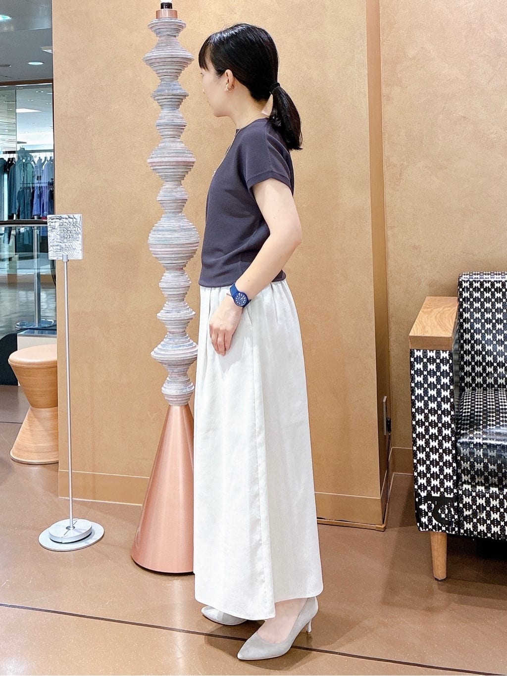 hattoriさんの「INDIVI｜【洗える／清涼感◎】ワイドフレアパンツ／スカーチョ」を使ったコーディネート