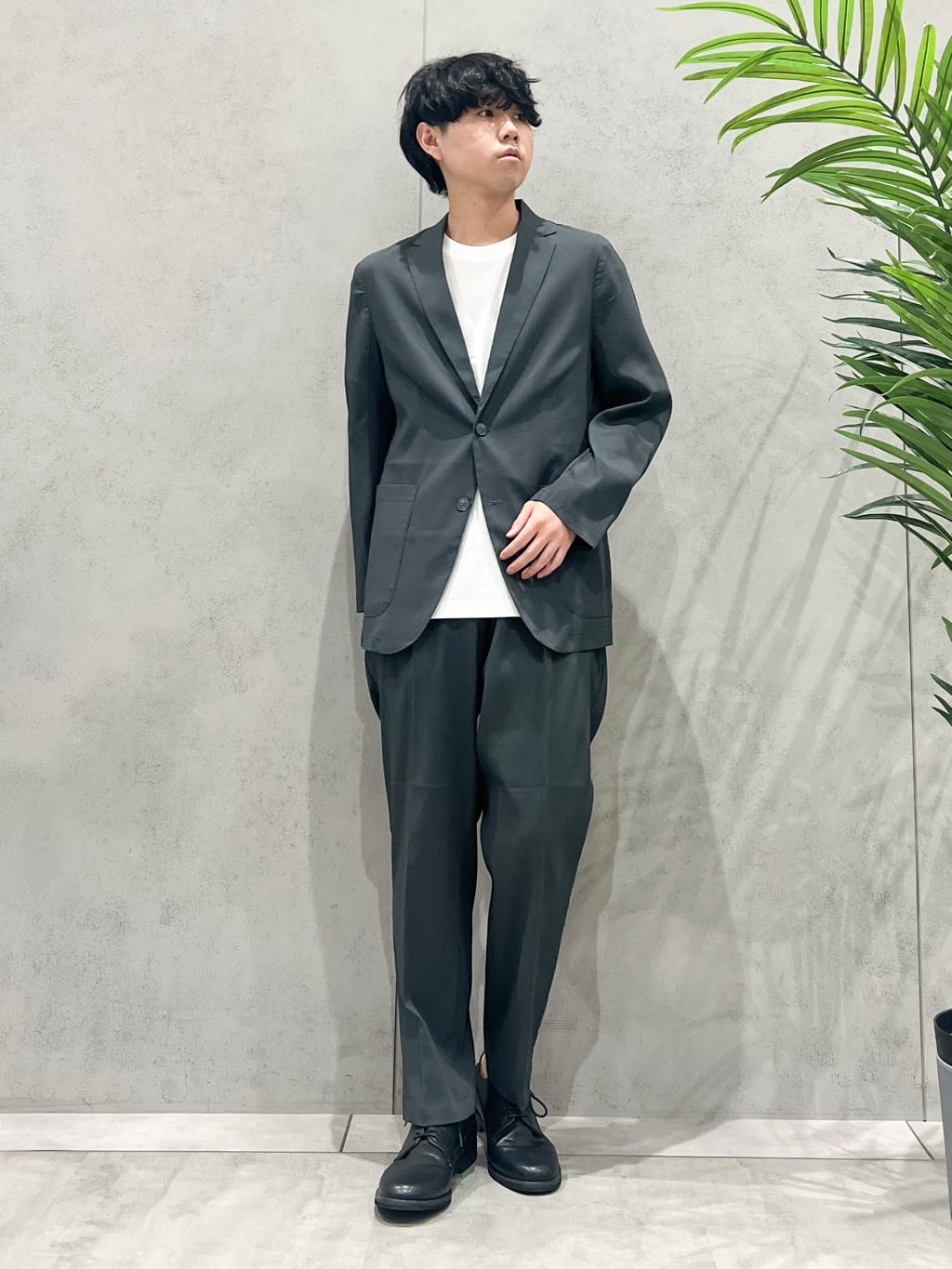SHI-MAさんの「THE SHOP TK｜【Begin/ビギン10月号掲載】楊柳スマートジャケット　軽量/洗濯機OK/セットアップ可」を使ったコーディネート