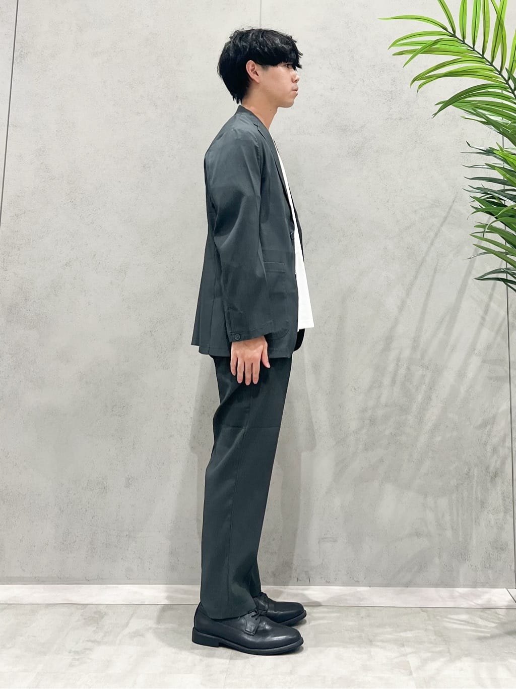 SHI-MAさんの「THE SHOP TK｜【Begin/ビギン10月号掲載】楊柳スマートジャケット　軽量/洗濯機OK/セットアップ可」を使ったコーディネート