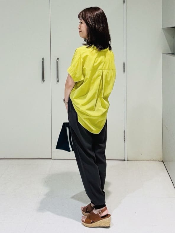 makiさんの「UNTITLED｜【洗える/スキッパー】フレンチスリーブシアーブラウス」を使ったコーディネート