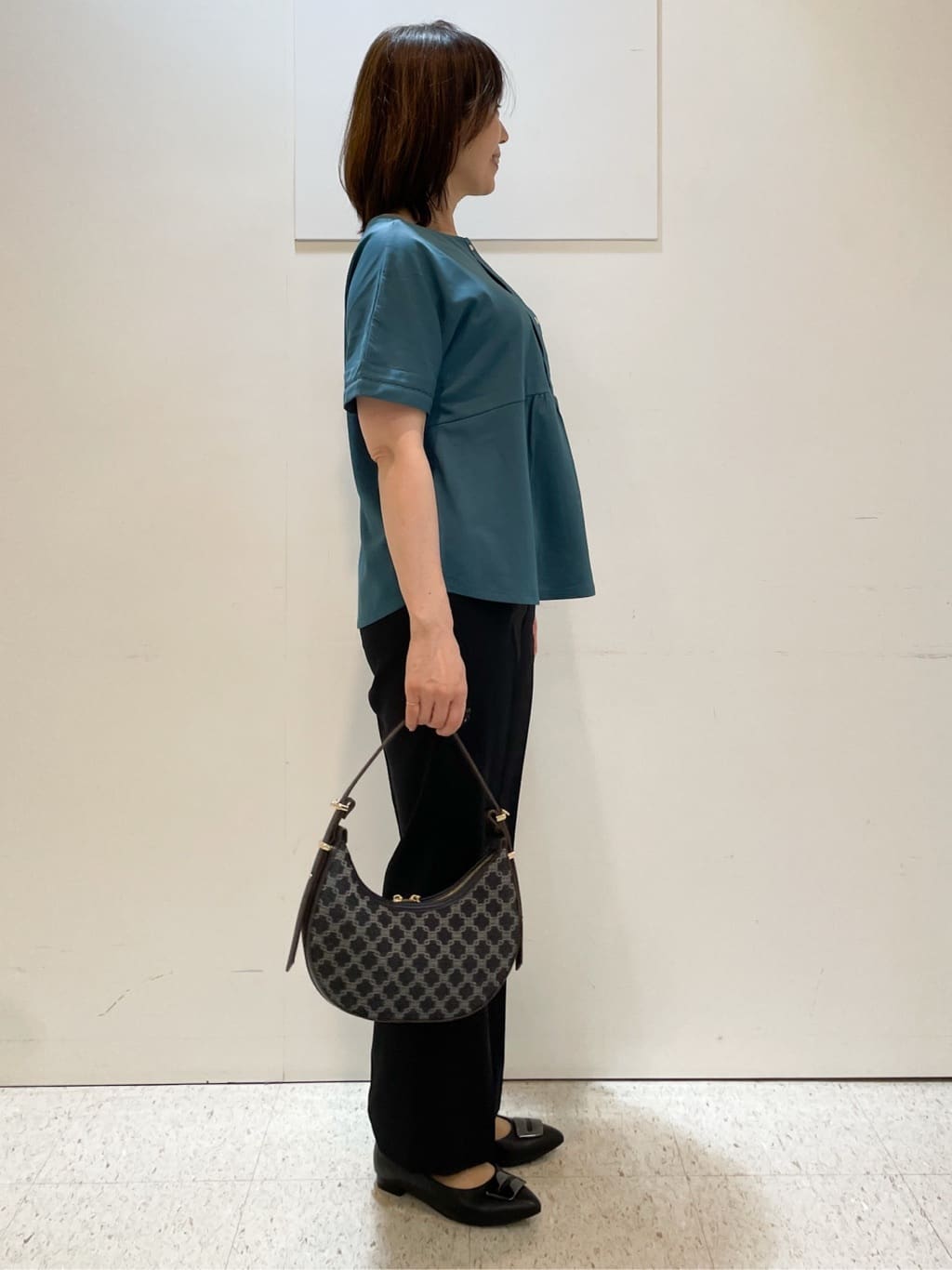 めいさんの「Reflect｜【マシンウォッシュ可】リネンライクフレアパンツ」を使ったコーディネート