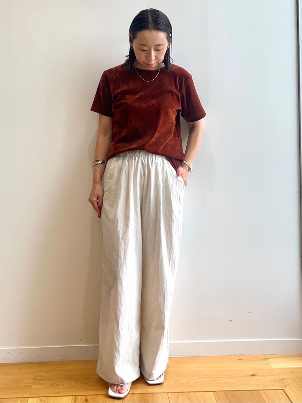 ふじさわさんの「OPAQUE.CLIP｜フロッキーチュールTシャツ【洗濯機洗い可】」を使ったコーディネート