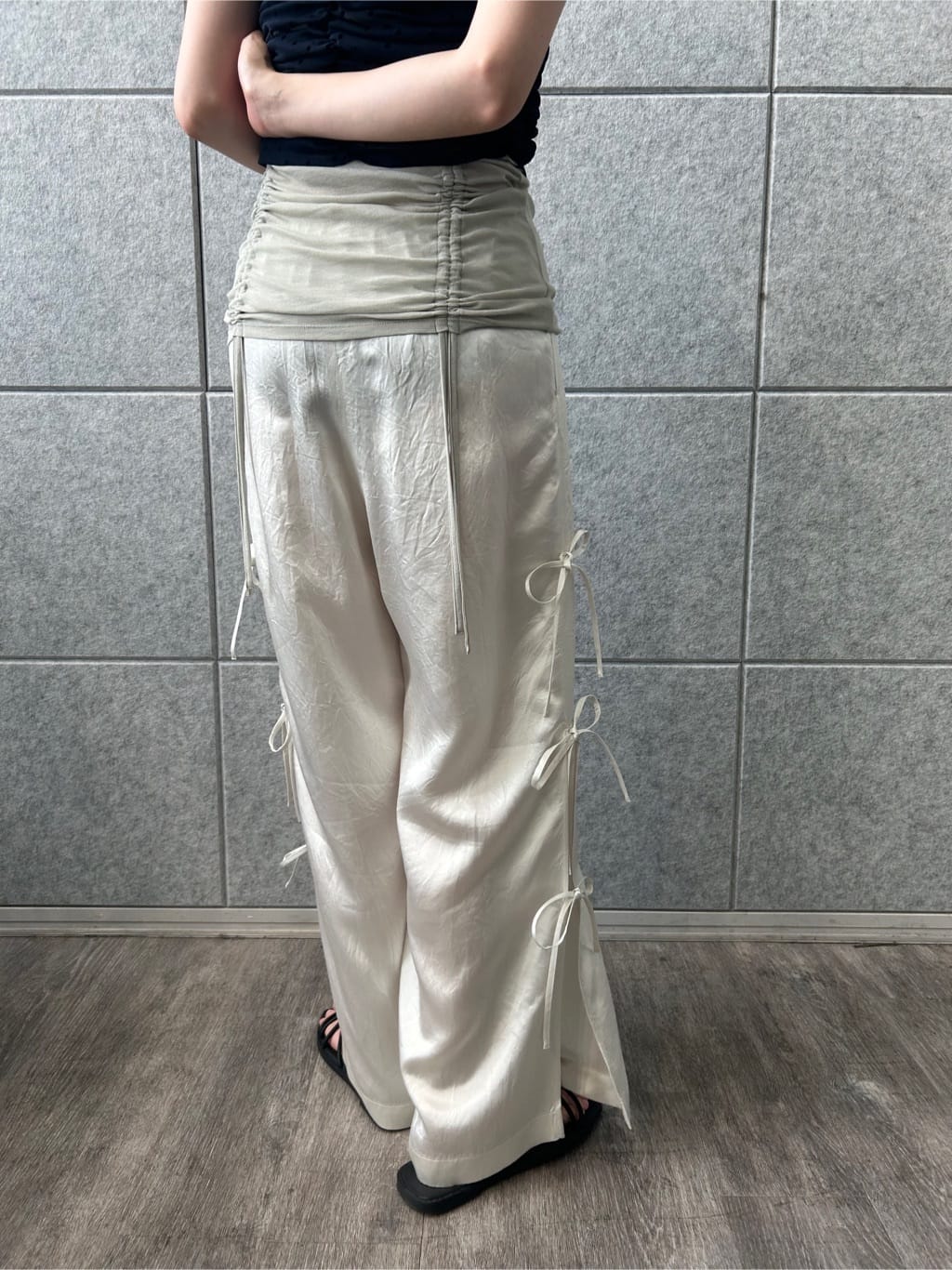 honoka Aさんの「CODE A｜asymmetry gather tank」を使ったコーディネート