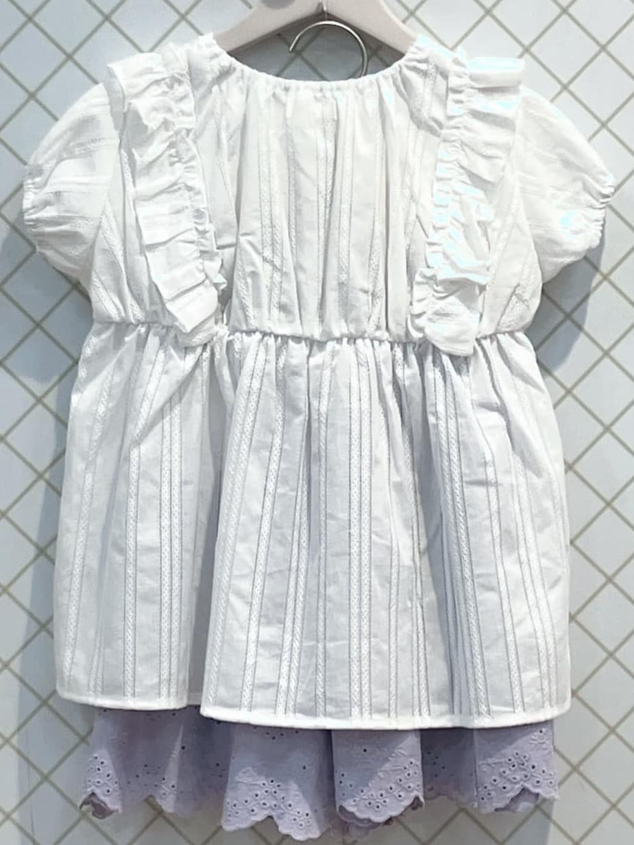 蒼さんの「SHOO･LA･RUE｜【100-120cm】コットンフリルブラウス」を使ったコーディネート