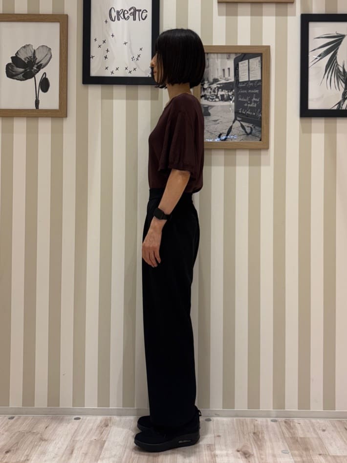 たまごがにさんの「SHOO･LA･RUE｜【S-LL】二の腕はカバーして魅せる フレアスリーブニット」を使ったコーディネート