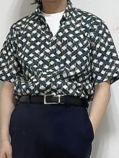 溝端佑太朗さんの「TAKEO KIKUCHI｜【COOL CITY WEAR】籠目アート柄 サッカーシャツ /通気性」を使ったコーディネート