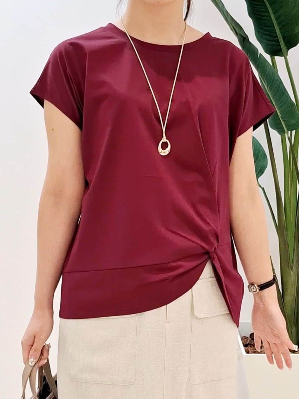 YuKaRiさんの「UNTITLED｜【洗える/Tシャツ】ツイストプルオーバー」を使ったコーディネート