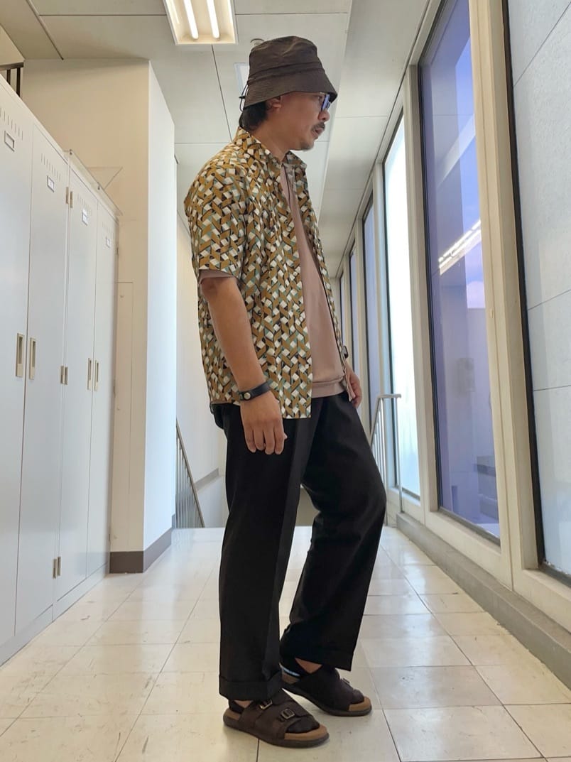 MAKOTO AIさんの「TAKEO KIKUCHI｜【COOL CITY WEAR】籠目アート柄 サッカーシャツ /通気性」を使ったコーディネート