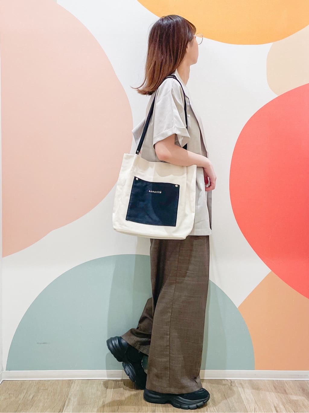 とまとさんの「SHOO･LA･RUE｜【S-LL】さらりと着たい大人のための 麻調半袖ジャケット」を使ったコーディネート