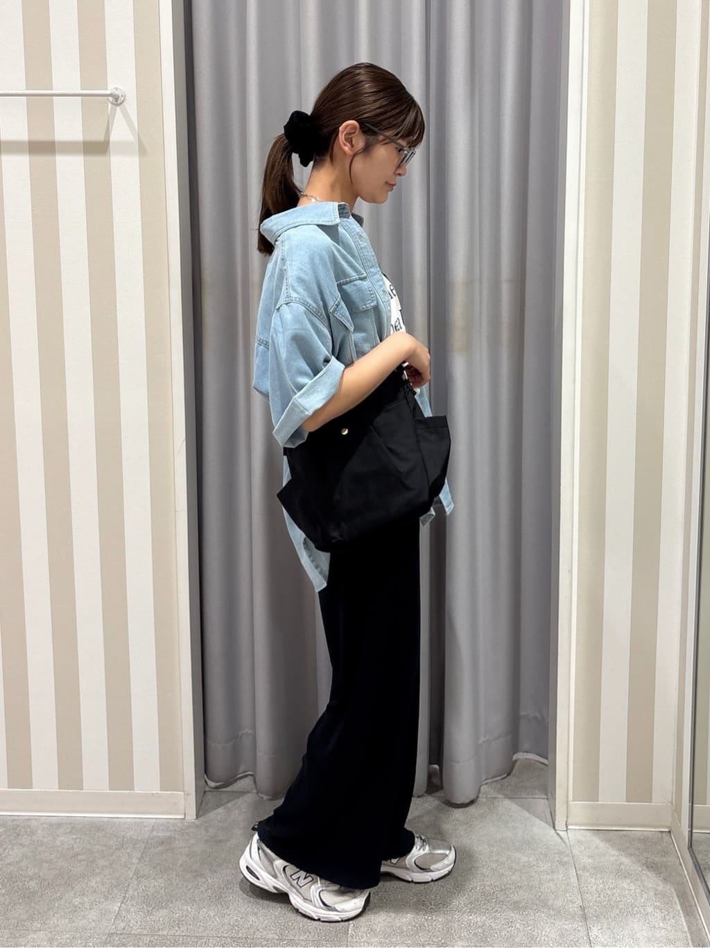 Rikaさんの「SHOO･LA･RUE｜【洗濯機可/柄が選べる】さらさら楽ちん プリーツ ワイドパンツ」を使ったコーディネート