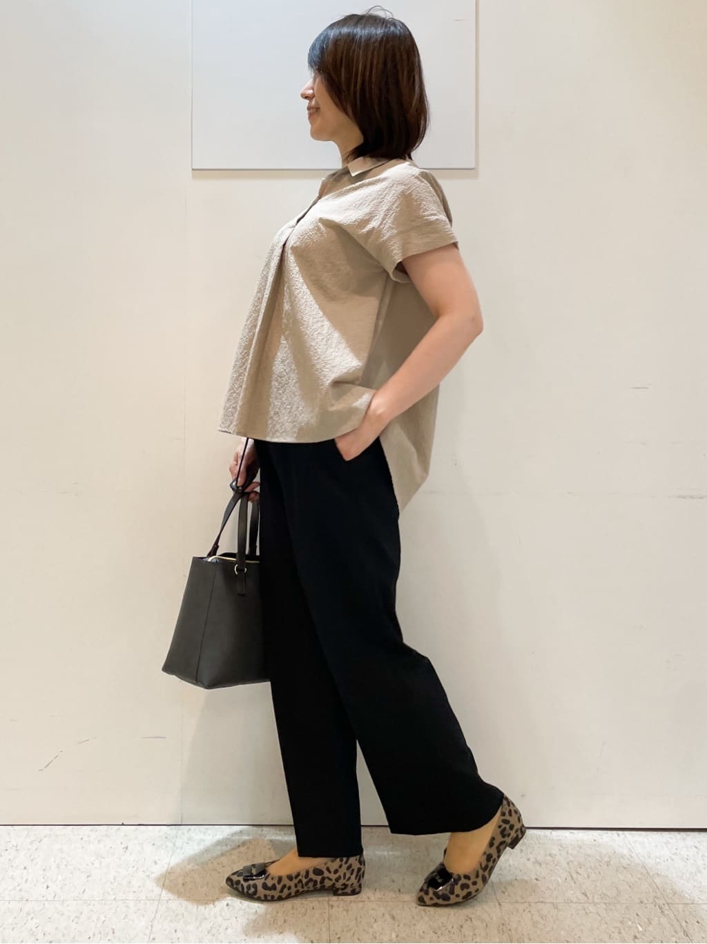 めいさんの「Reflect｜【二の腕さりげなくカバー】シャツ衿オフボディブラウス」を使ったコーディネート