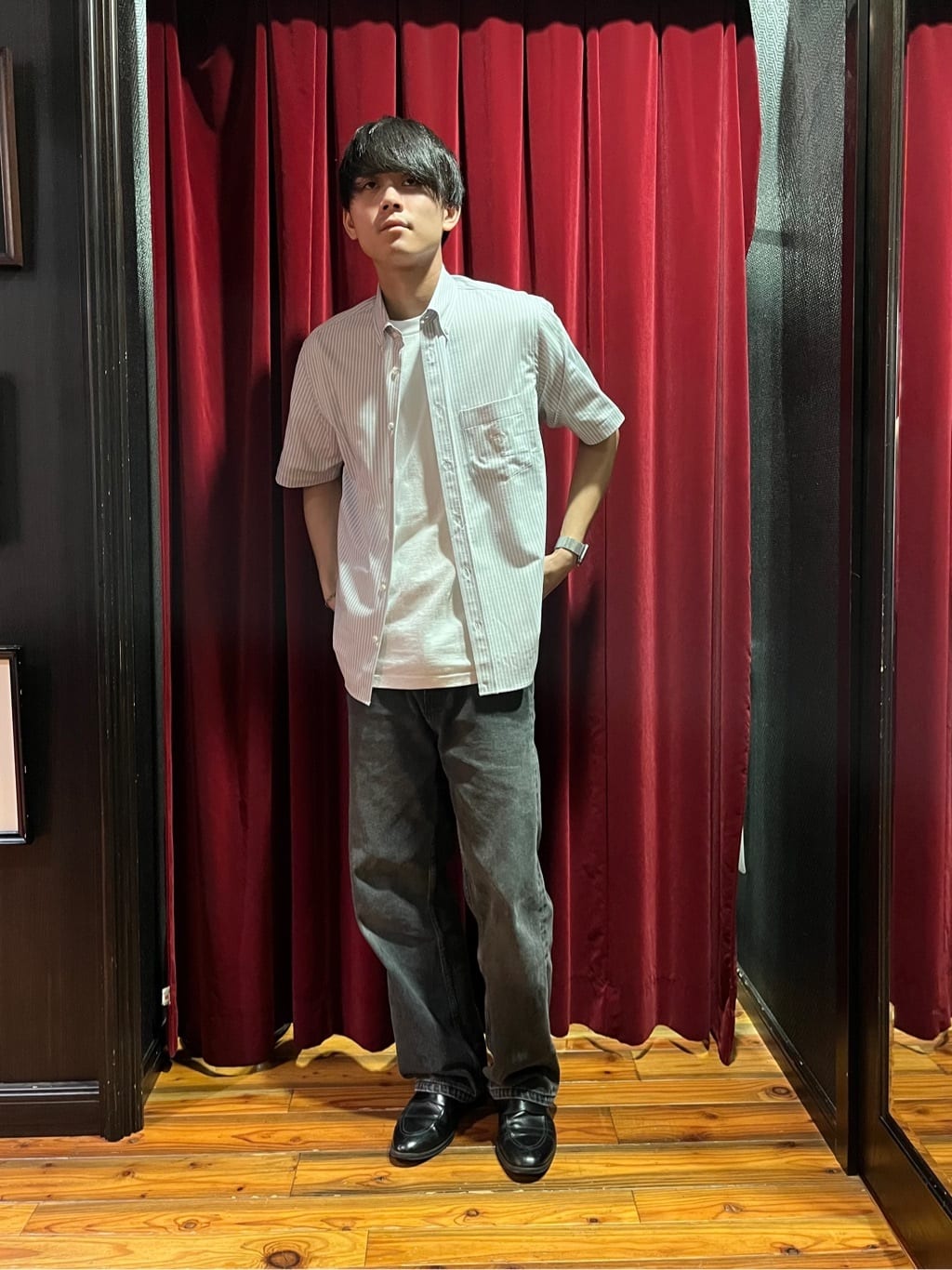 うっちーさんの「TAKEO KIKUCHI｜【COOL CITY WEAR】ストライプジャージ ボタンダウンシャツ /接触冷感」を使ったコーディネート