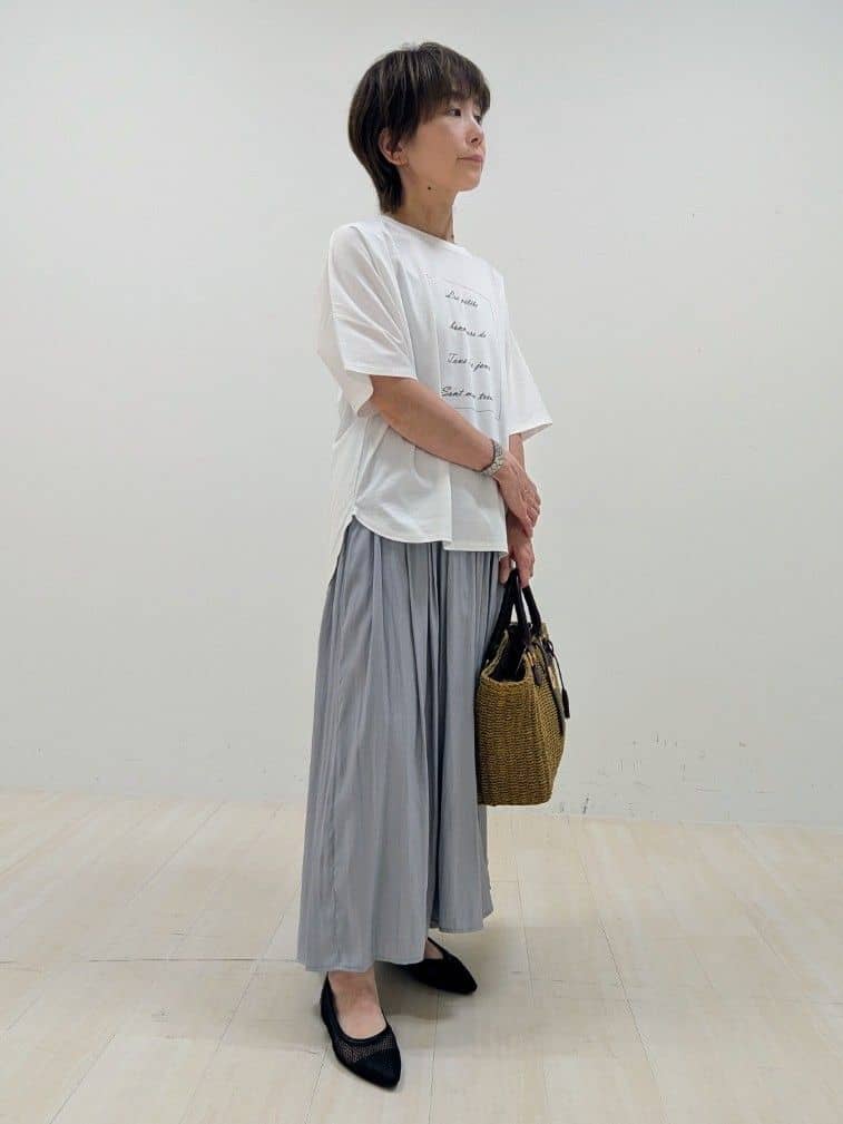 nishiさんの「Reflect｜【ウエストゴム仕様／長く着られる◎】スカーチョパンツ」を使ったコーディネート