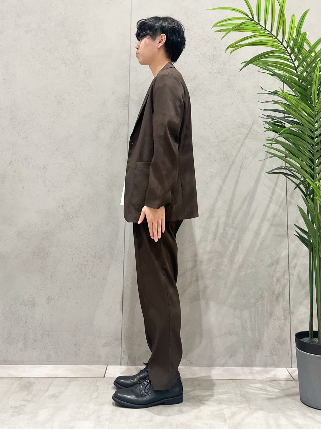SHI-MAさんの「THE SHOP TK｜【Begin/ビギン10月号掲載】楊柳スマートジャケット　軽量/洗濯機OK/セットアップ可」を使ったコーディネート