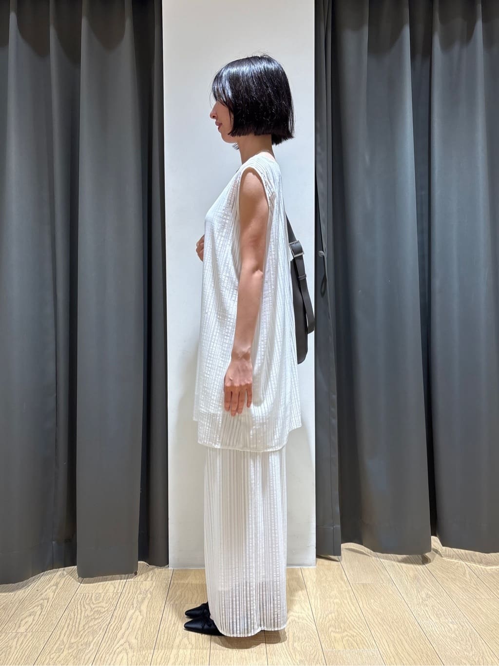 Yoshimiさんの「INDIVI｜【洗える／セットアップ可能】ラッセルワイドパンツ」を使ったコーディネート