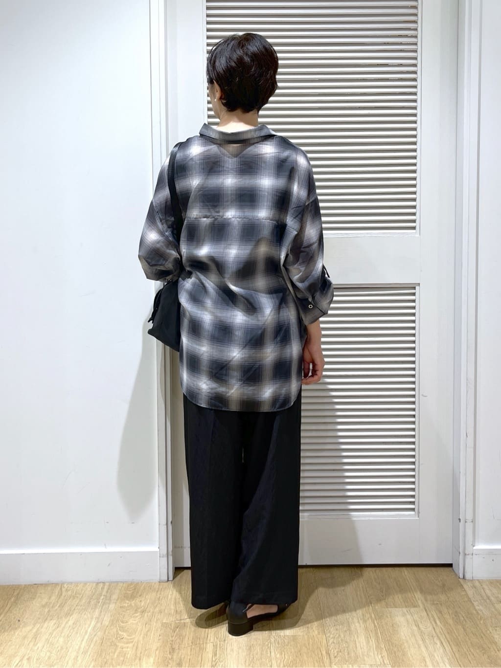 Miyazakiさんの「Dessin｜【洗える】シアーオンブレーチェックシャツ」を使ったコーディネート
